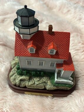 Lefton Certificate & Brochure Set in Cream and Red